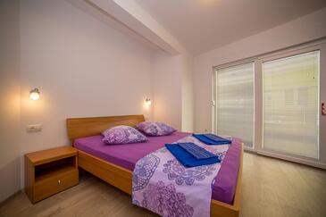 Családi apartmanok a tenger mellett Lokva Rogoznica, Omis - 26136