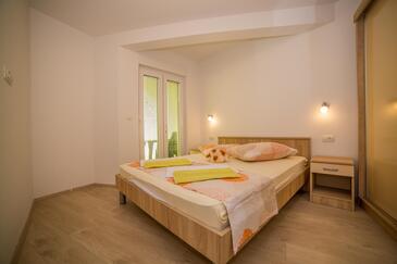 Családi apartmanok a tenger mellett Lokva Rogoznica, Omis - 26136