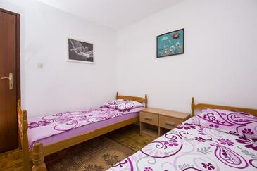 Lejlighedens parkeringsplads Kremenići, Krk - 26137
