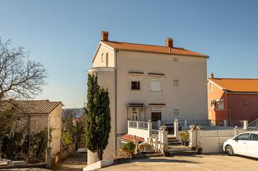 Apartments with parking space Selce, Crikvenica - 26139 Adriatic.hr