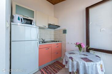 Apartments by the sea Podgora, Makarska - 2614