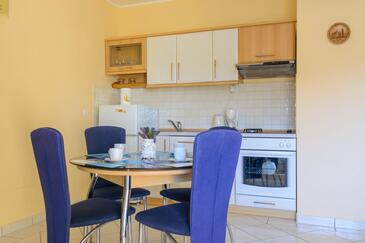 Апартаменты с парковкой Винище - Vinišće, Трогир - Trogir - 26144