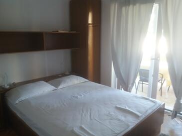 Apartments by the sea Podgora, Makarska - 2615