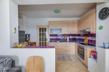 Апартаменты и комнаты у моря Подгора - Podgora, Макарска - Makarska - 2616