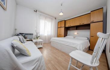 Apartmány s parkoviskom Rab - 26161