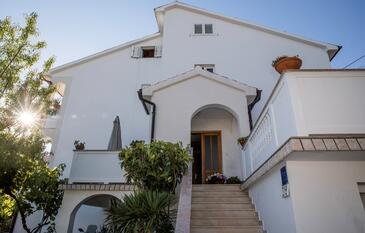 Apartmani s parkingom Rab - 26161 Adriatic.hr
