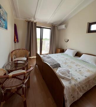 Apartmaji in sobe s parkingom Barbariga, Fažana - 26167
