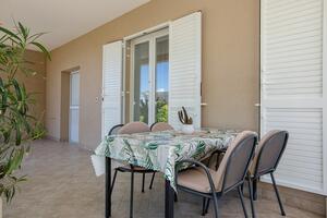 2-Zimmer-Ferienwohnung Barbat, Rab (A-26172-b(