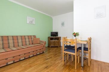 Appartementen en kamers met parkeerplaats Senj - 26174