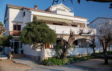 Apartamentos con parking Rab - 26175 Adriatic.hr