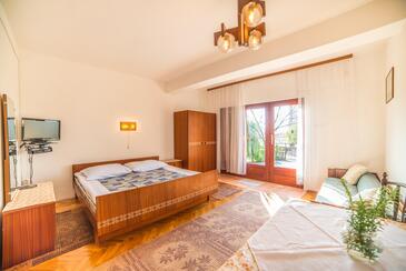 Apartmány s parkovištěm Selce, Crikvenica - 26178