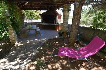 Apartamenty z parkingiem Jezera, Murter - 26180