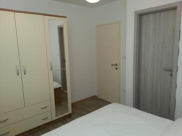 Appartementen met parkeerplaats Kastel Luksic (Kastela) - 26188