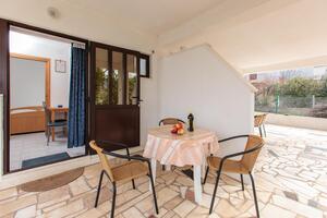 Apartamento de una habitación Vinisce Apartamento de una habitación Vinisce, Trogir (A-26190-a(