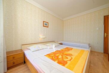 Apartamentos con parking Barbat, Rab - 26191