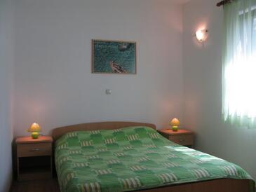Apartmány s parkovištěm Rab - 26192