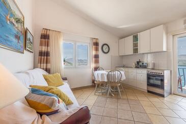 Two bedroom apartment Mastrinka, Čiovo (A-26202-a)