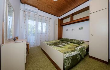 Family friendly house with a parking space Rab - 26206
