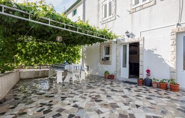 Trojizbový apartmán Supetarska Draga - Donja, Rab (A-26207-a(