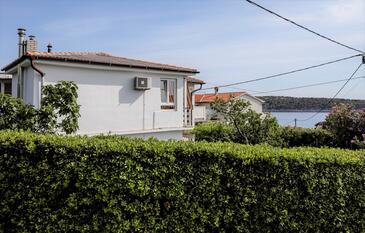 Apartmaji s parkingom Rab - 26210 Adriatic.hr