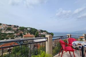 Appartement de deux chambres Splitska (Brac) (A-26211-a(