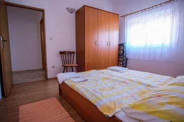 Appartementen met parkeerplaats Rab - 26220