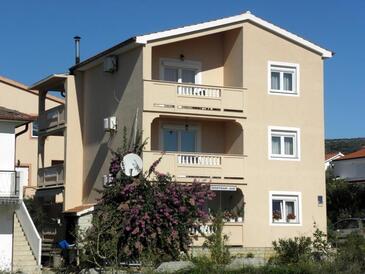 Ferienwohnungen mit Parkplatz Rab - 26220 Adriatic.hr