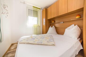 Apartmány s parkovištěm Postira, Brač - 26231