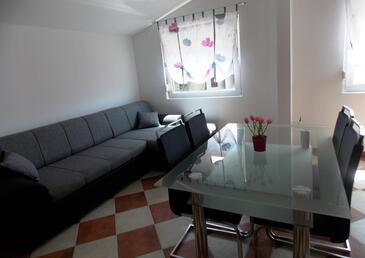 Apartmány s parkovištěm Vir - 26232