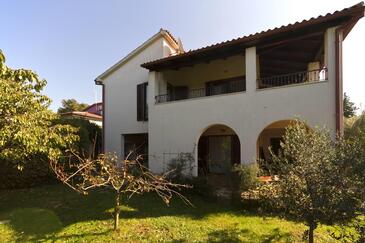 Apartments with parking space Pula - 26233 Adriatic.hr