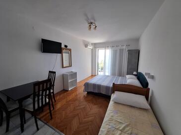 Lejligheder ved havet med pool Lokva Rogoznica, Omis - 26239