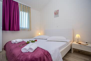 Ferienwohnungen mit Internet Okrug Gornji, Ciovo - 26240