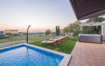Casa di tre stanze Villa di Rovigno - Rovinjsko Selo, Rovigno - Rovinj (K-26250(