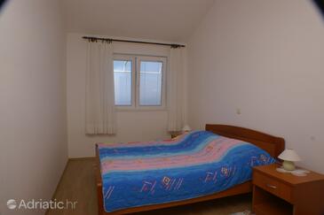 Apartments with parking space Bratuš, Makarska - 2627