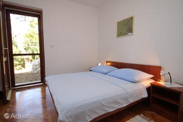 Apartments with parking space Bratuš, Makarska - 2627