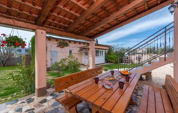 Casa di tre stanze Santa Domenica - Labinci, Istria Centrale - Središnja Istra (K-26277)