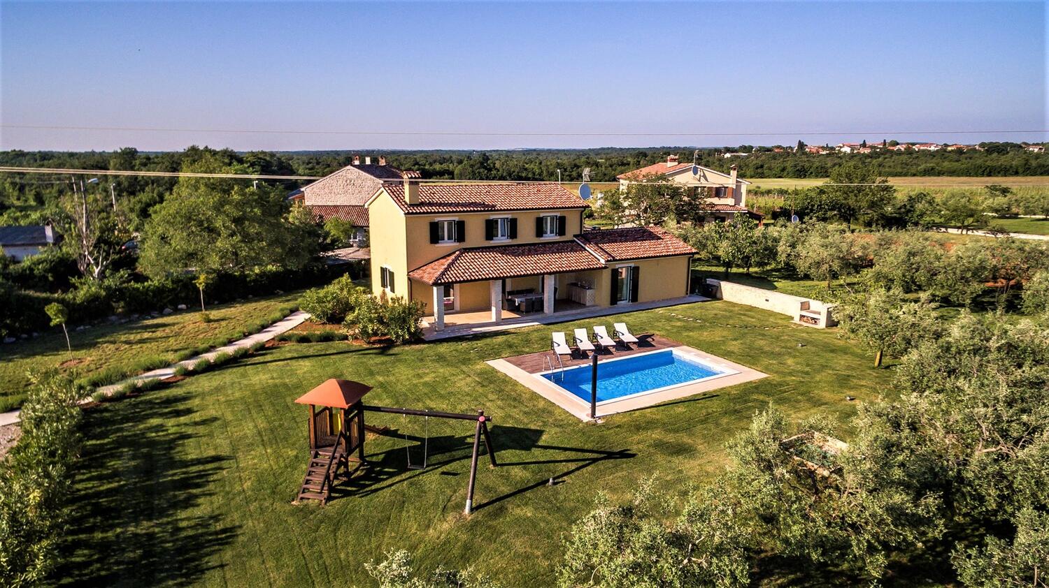 Dom na wypoczynek z basenem Porec - 26288