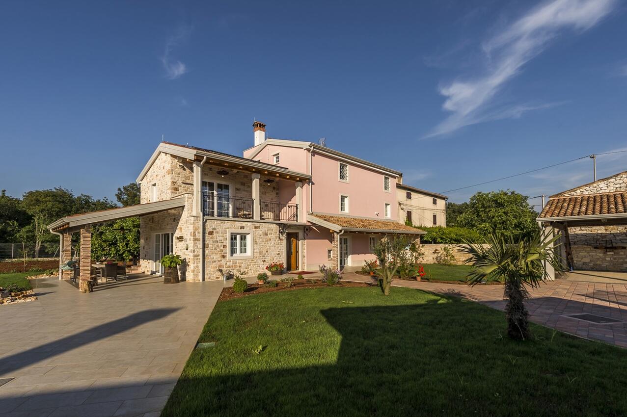 Feriehus med svømmebasseng Rozac, Umag - 26294