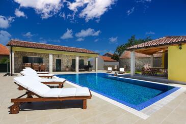 Holiday house with a swimming pool Lovinac, Novigrad - 26307 Adriatic.hr