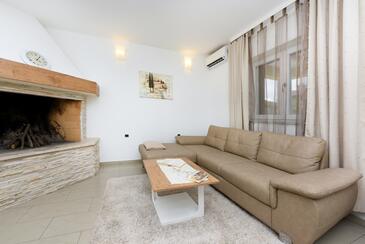 Holiday house with a swimming pool Lovinac, Novigrad - 26307