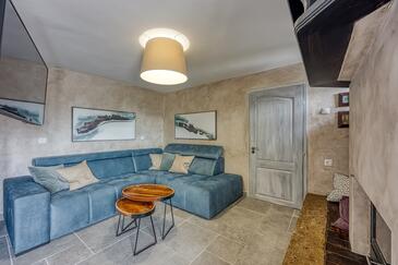 Casa de vacaciones con piscina Trget, Rasa - 26314