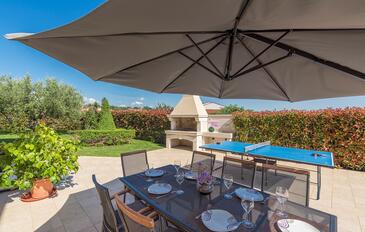 Maison de vacances avec la piscine Kirmenjak, Porec - 26318