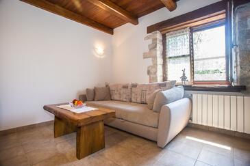 Apartments with WiFi Sveti Lovreč, Central Istria - Središnja Istra - 26321