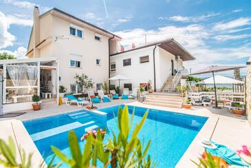 Apartments with WiFi Novi Vinodolski - 26324 Adriatic.hr