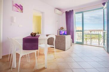 Apartmanok családok részére medencével Nova Vas, Porec - 26329