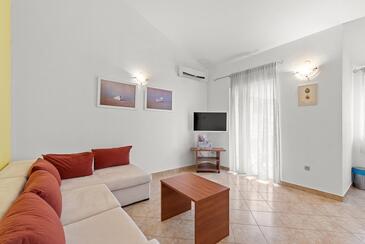 Apartments for families with children Červar - Porat, Poreč - 26332