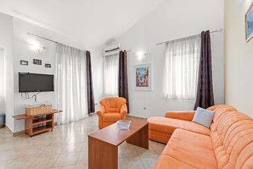 Apartments for families with children Červar - Porat, Poreč - 26332