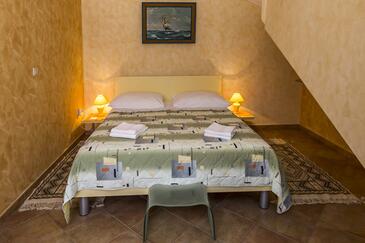 Apartments for families with children Červar - Porat, Poreč - 26332
