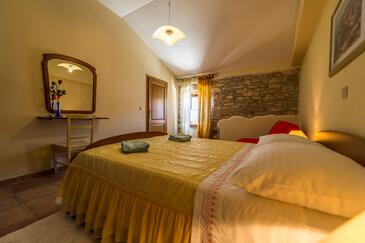 Apartments for families with children Červar - Porat, Poreč - 26332