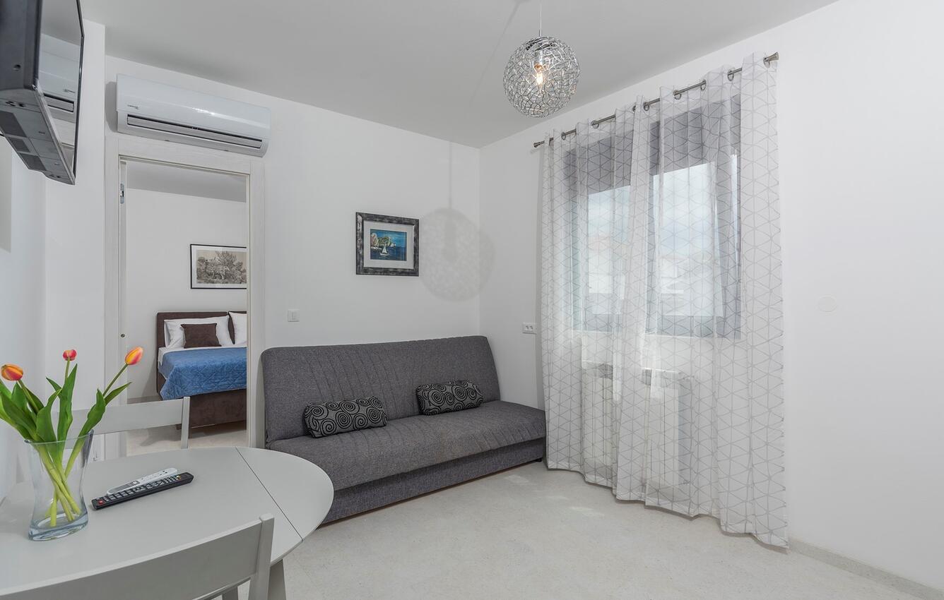 Jednosobni apartman Poreč (A-26338-b)